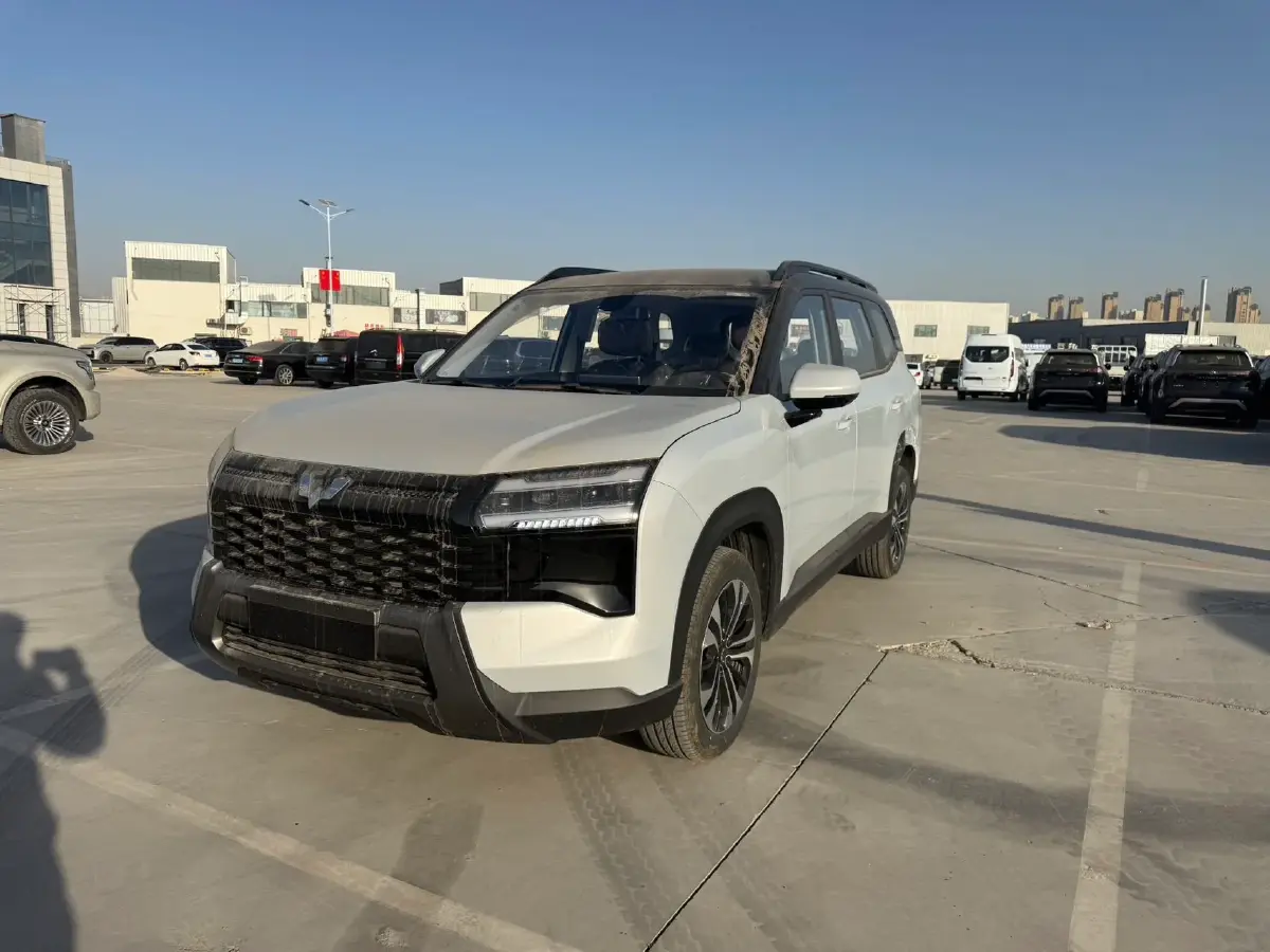2026 WuLing XingGuang 560 1.5T 177HP L4 CVT