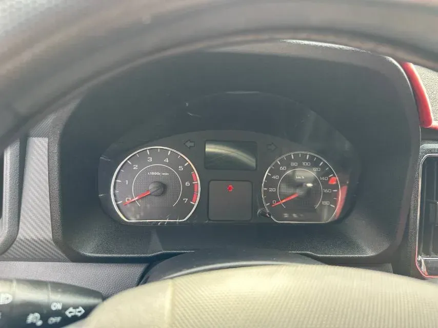 2021 WuLing ZhentTu 1.5L 99HP L4 5MT,autocango,china used car exporter,china ev exporter,chinese used car exporter,chinese used ev exporter