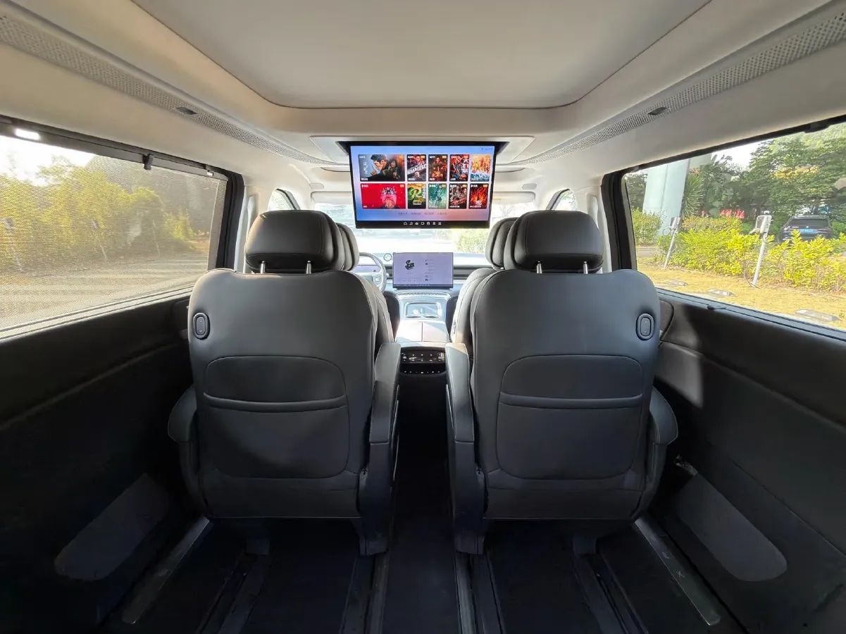 2024 Xpeng X9 BEV 101.5KWH,autocango,china used car exporter,china ev exporter,chinese used car exporter,chinese used ev exporter