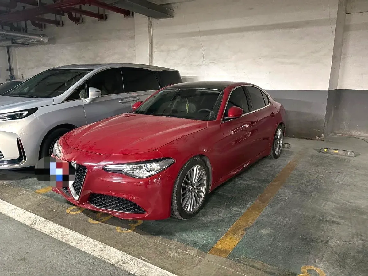 2017 Ford Mustang 2.3T 314HP L4 6AT,autocango,china used car exporter,china ev exporter,chinese used car exporter,chinese used ev exporter