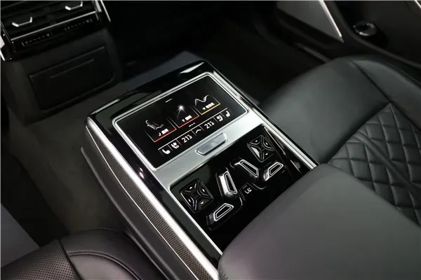 2021 Audi S8 4.0T 571HP V8 8AT,autocango,china used car exporter,china ev exporter,chinese used car exporter,chinese used ev exporter