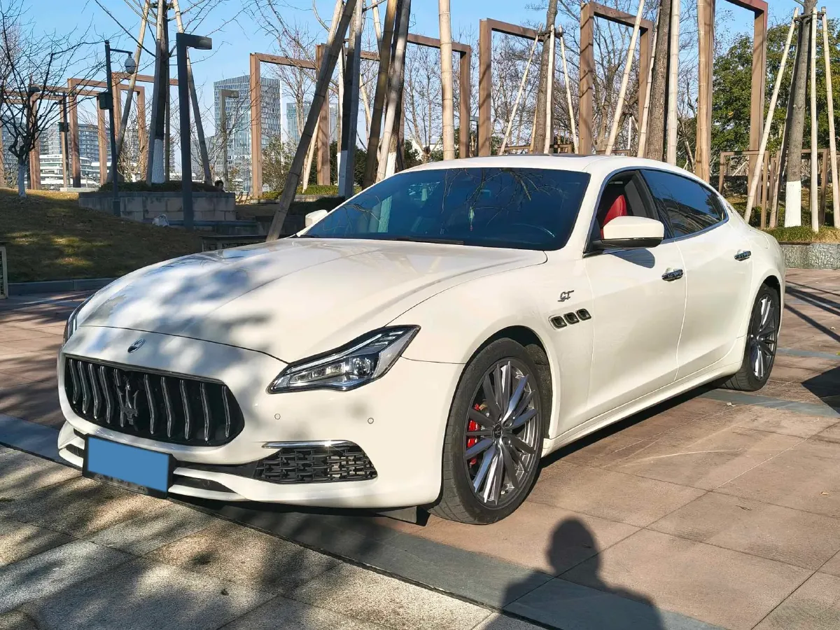 2022 Maserati Quattroporte 3.0T 350HP V6 8AT,autocango,china used car exporter,china ev exporter,chinese used car exporter,chinese used ev exporter
