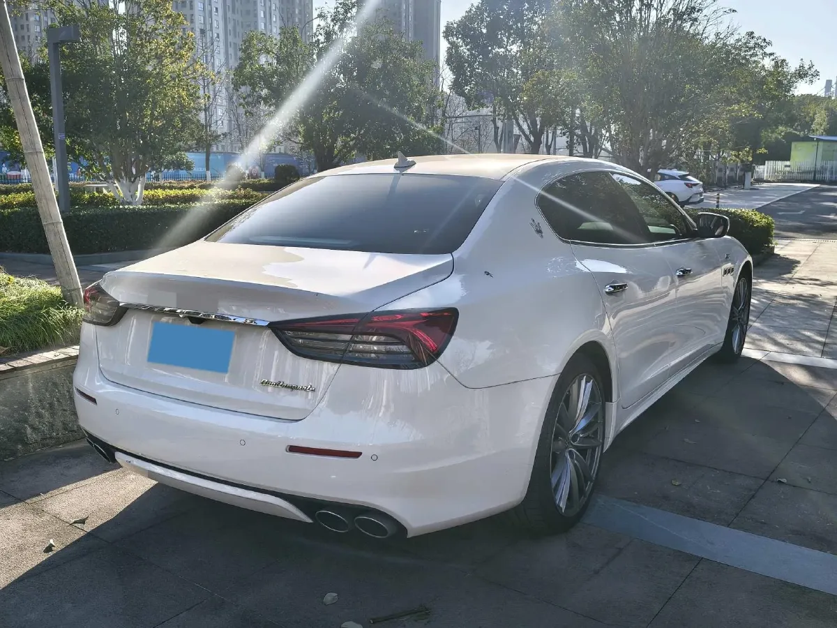 2022 Maserati Quattroporte 3.0T 350HP V6 8AT,autocango,china used car exporter,china ev exporter,chinese used car exporter,chinese used ev exporter