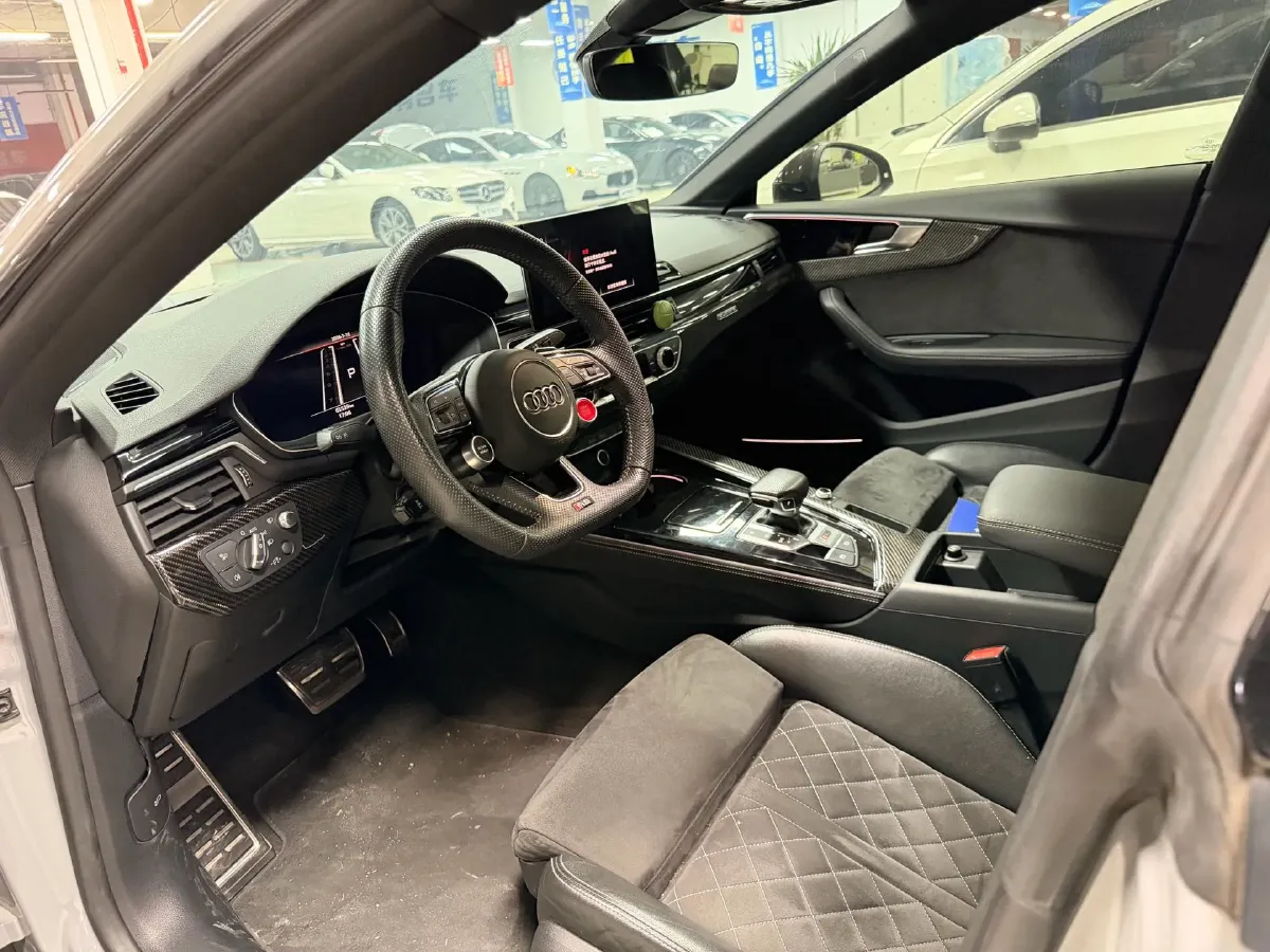 2023 Audi RS 5 2.9T 450HP V6 8AT,autocango,china used car exporter,china ev exporter,chinese used car exporter,chinese used ev exporter