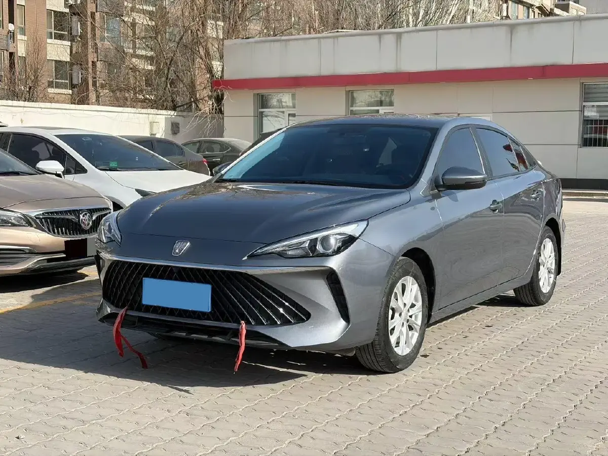 2023 Roewe i5 1.5L 129HP L4 5MT