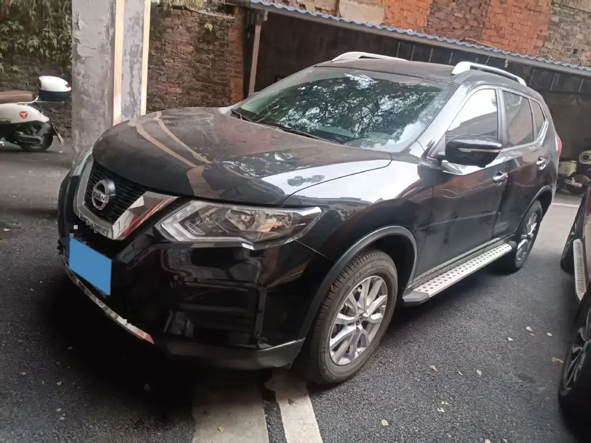 2023 Nissan X-Trail 2.0L 151HP L4 CVT