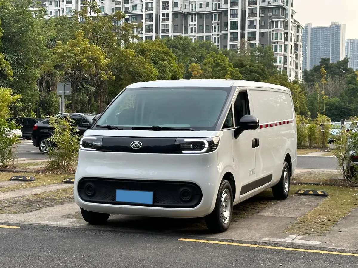 2024 YuanChen Super Van BEV 51KWH