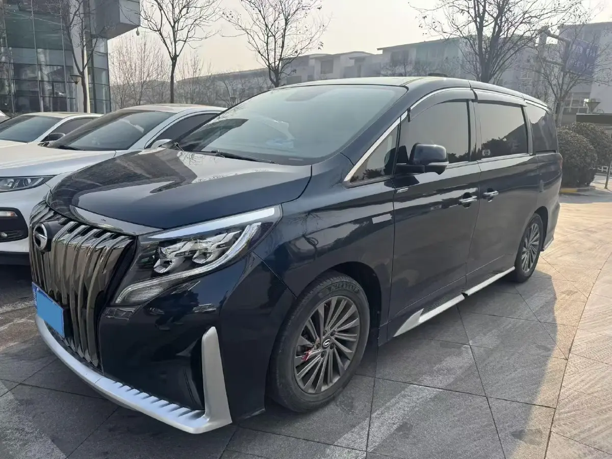 2021 GAC Trumpchi M8 2.0T 252HP L4 8AT