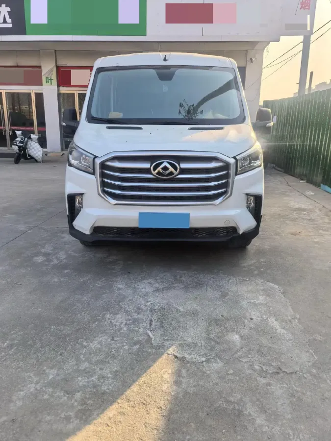 2022 JMC YuHu 9 2.0T 220HP L4 6MT,autocango,china used car exporter,china ev exporter,chinese used car exporter,chinese used ev exporter