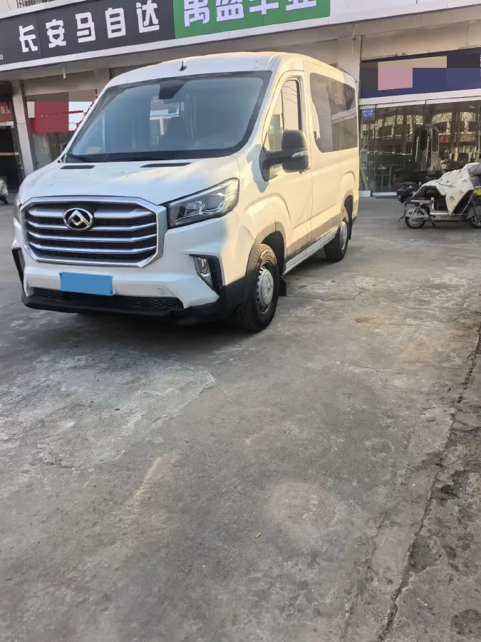 2022 JMC YuHu 9 2.0T 220HP L4 6MT,autocango,china used car exporter,china ev exporter,chinese used car exporter,chinese used ev exporter
