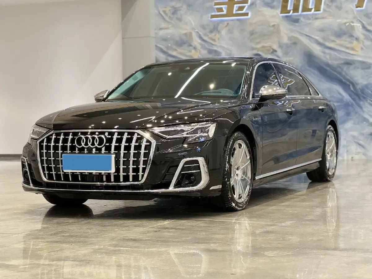 2022 Audi A8 3.0T 340HP V6 8AT