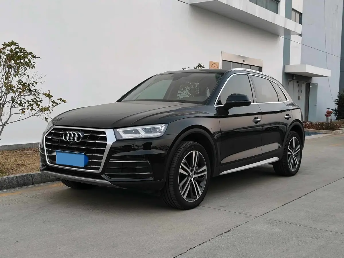 2020 Audi Q5L 2.0T 252HP L4 7DCT