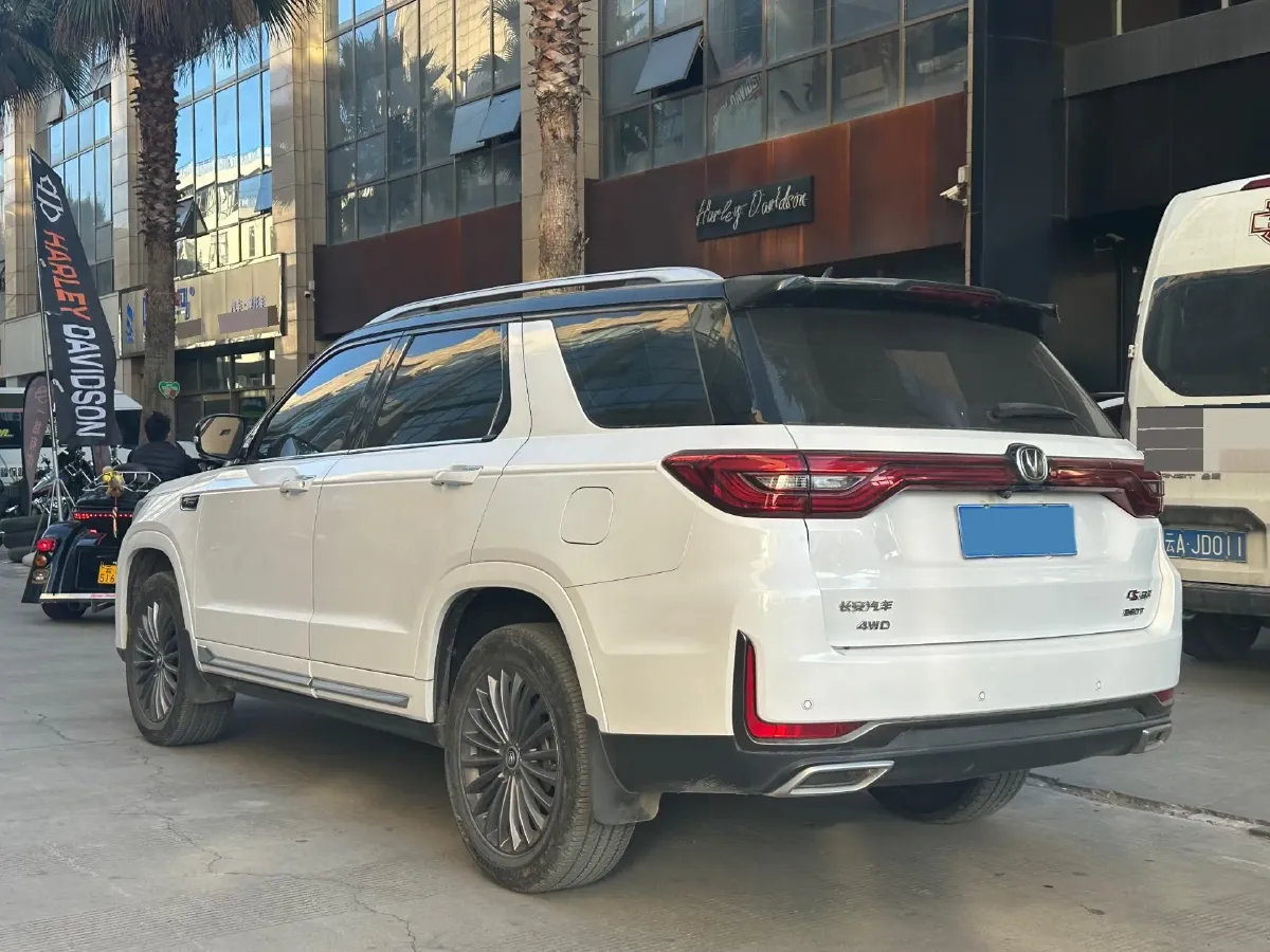 2021 ChangAn CS95 2.0T 233HP L4 6AT,autocango,china used car exporter,china ev exporter,chinese used car exporter,chinese used ev exporter