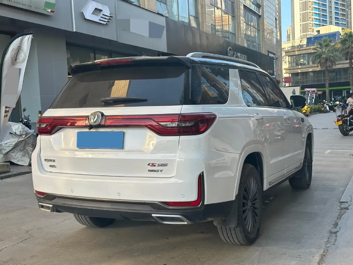 2021 ChangAn CS95 2.0T 233HP L4 6AT,autocango,china used car exporter,china ev exporter,chinese used car exporter,chinese used ev exporter