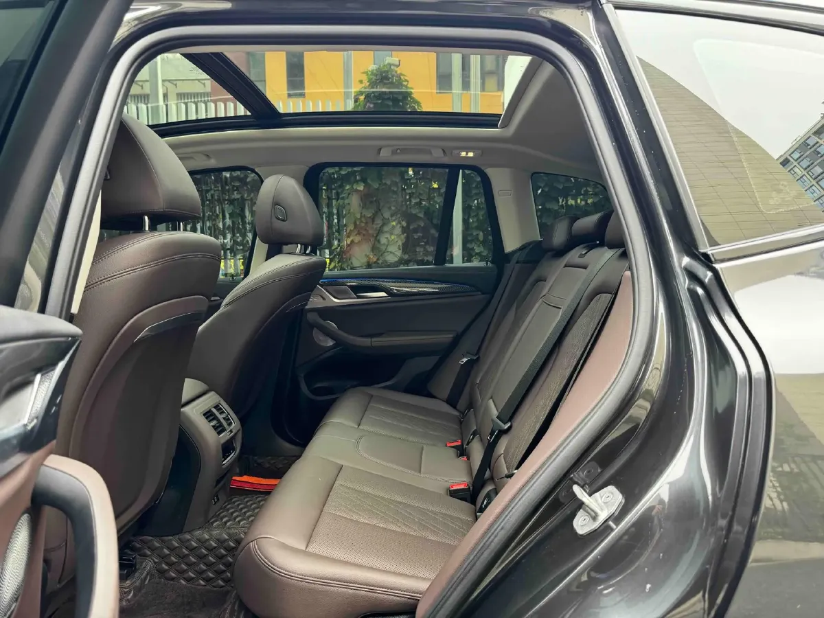 2022 BMW X3 2.0T 184HP L4 8AT,autocango,china used car exporter,china ev exporter,chinese used car exporter,chinese used ev exporter