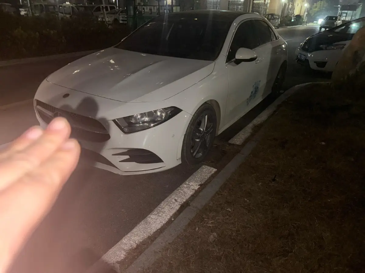 2021 Mercedes-Benz A Class 1.3T 136HP L4 7DCT