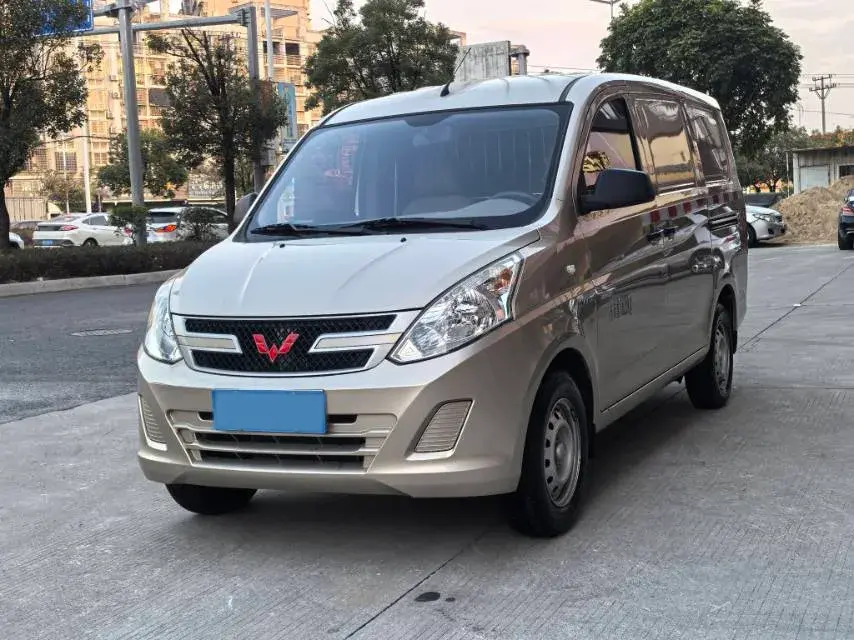 2016 BaoJun 310 1.2L 82HP L4 5MT