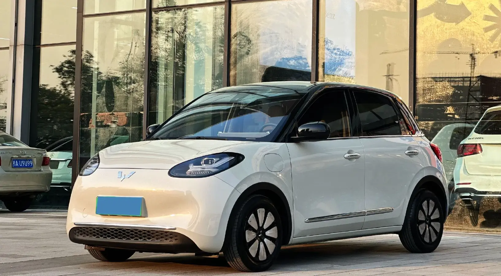 2023 WuLing BinGuo BEV 31.9KWH