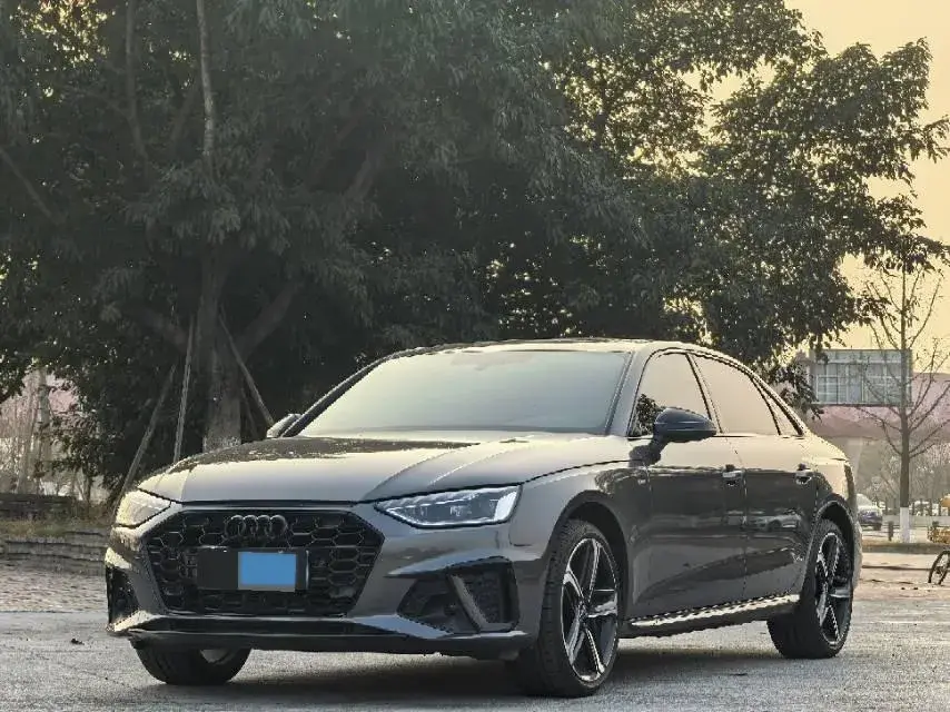 2024 Audi A4L 2.0T 190HP L4 7DCT