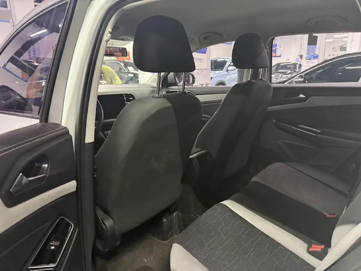 2023 Jetta VS5 1.4T 150HP L4 6AT,autocango,china used car exporter,china ev exporter,chinese used car exporter,chinese used ev exporter