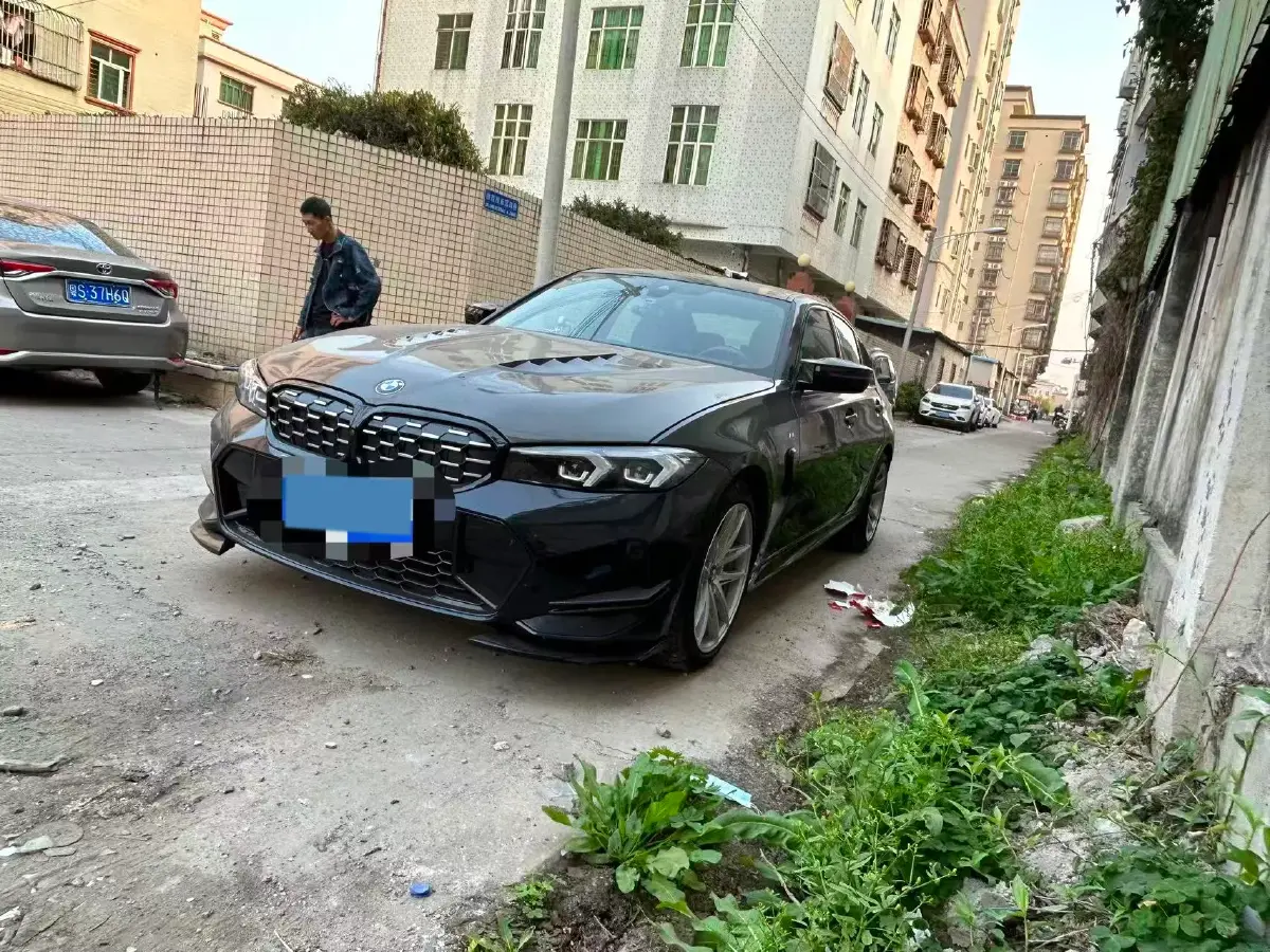 2024 BMW 3 Series 2.0T 184HP L4 8AT