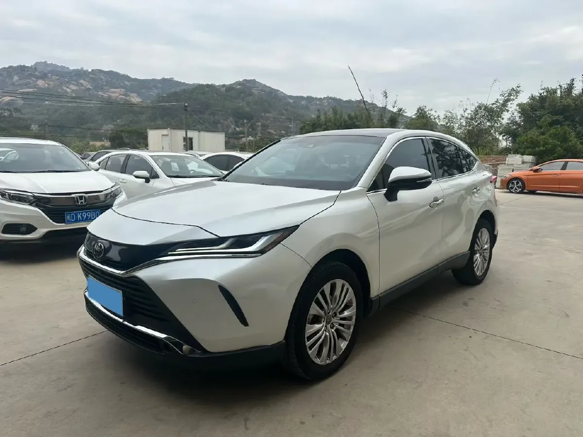 2022 Toyota Harrier 2.0L 171HP L4 CVT,autocango,china used car exporter,china ev exporter,chinese used car exporter,chinese used ev exporter