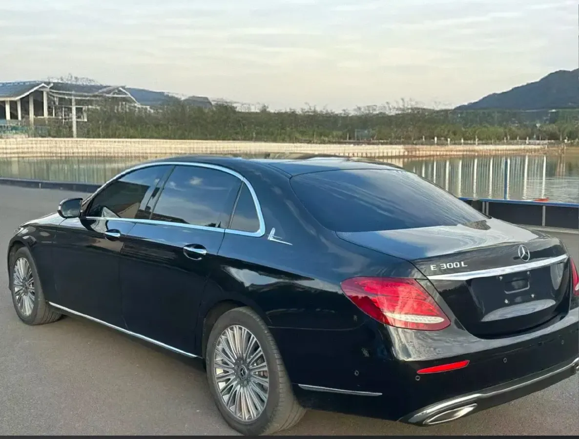 2020 Mercedes-Benz E Class 2.0T 258HP L4 9AT,autocango,china used car exporter,china ev exporter,chinese used car exporter,chinese used ev exporter