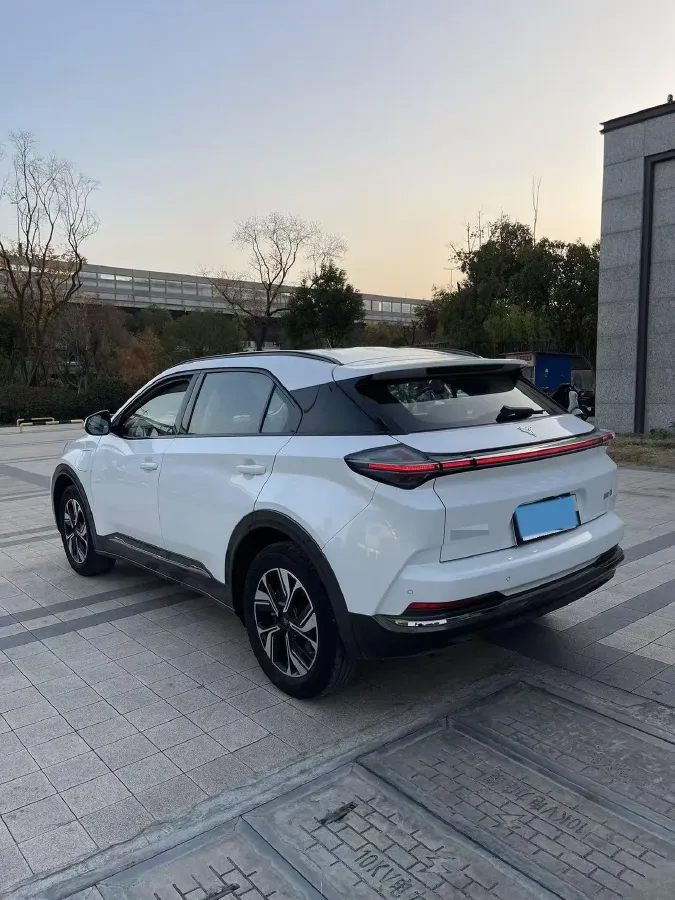 2022 Venucia Grand V 1.5T 190HP L4 7DCT,autocango,china used car exporter,china ev exporter,chinese used car exporter,chinese used ev exporter