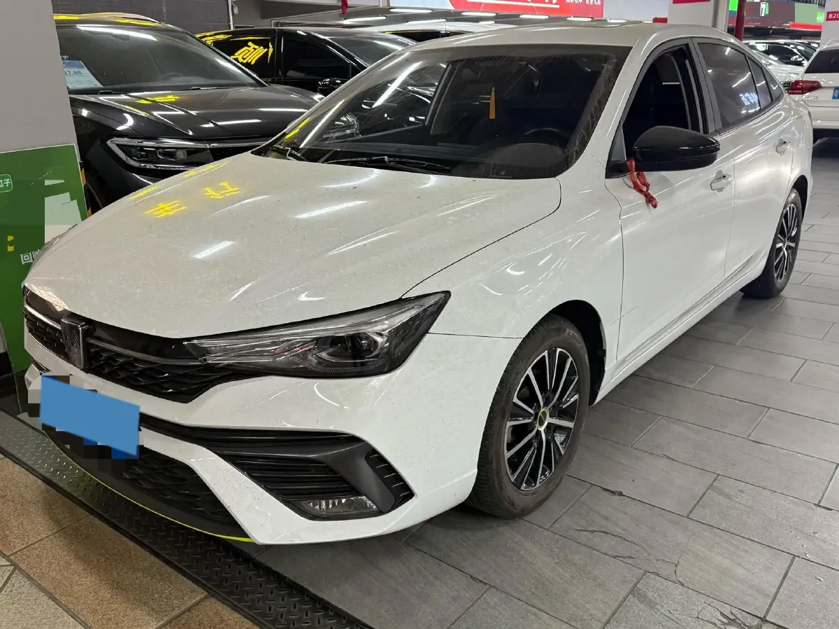 2021 Roewe i5 1.5L 120HP L4 CVT