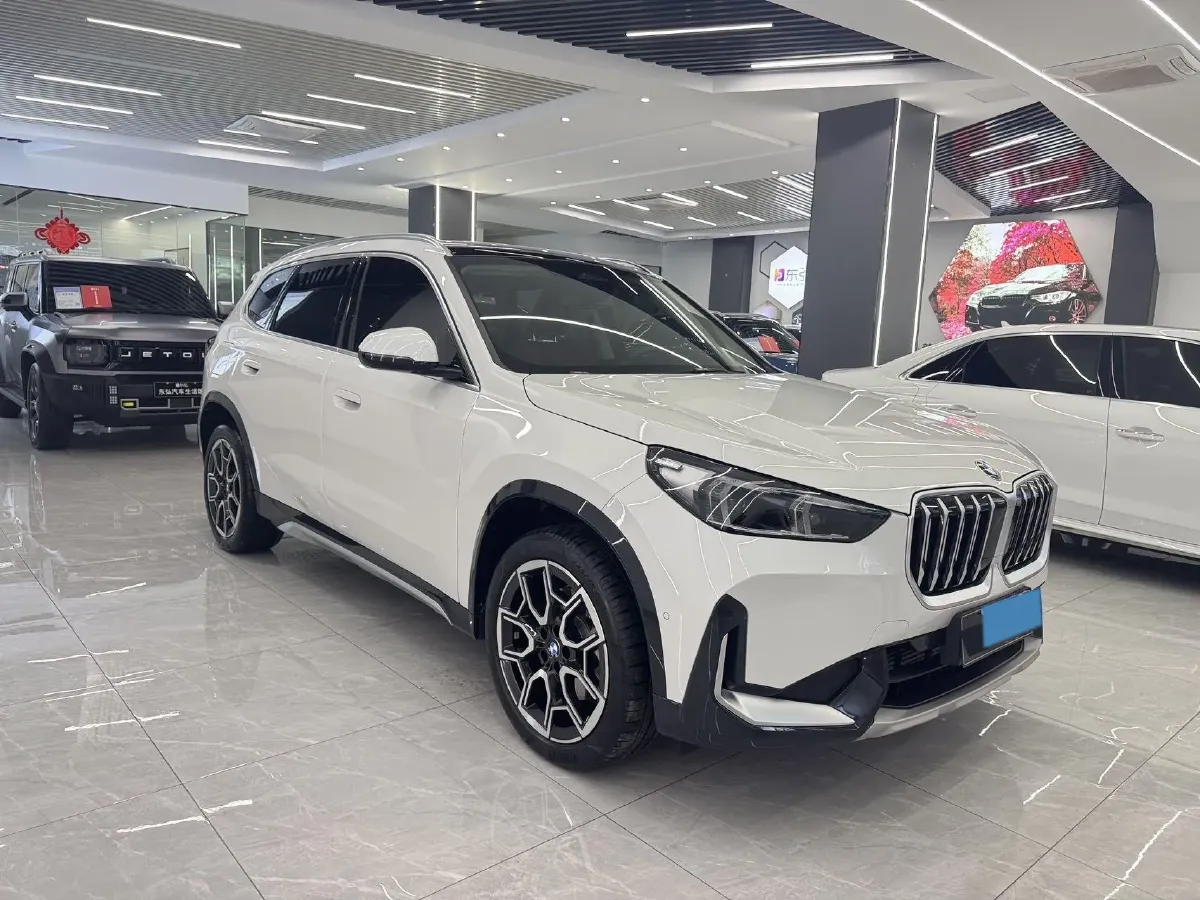 2025 BMW X1 2.0T 204HP L4 7DCT,autocango,china used car exporter,china ev exporter,chinese used car exporter,chinese used ev exporter