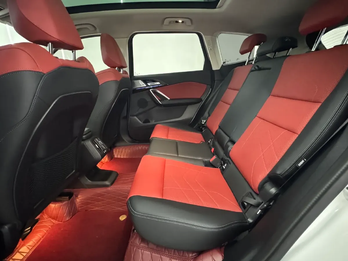 2025 BMW X1 2.0T 204HP L4 7DCT,autocango,china used car exporter,china ev exporter,chinese used car exporter,chinese used ev exporter