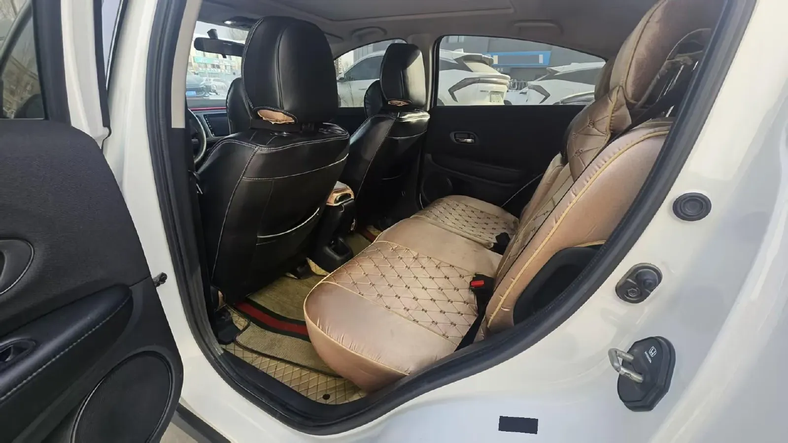 2022 Honda Vezel 1.5L 131HP L4 CVT,autocango,china used car exporter,china ev exporter,chinese used car exporter,chinese used ev exporter