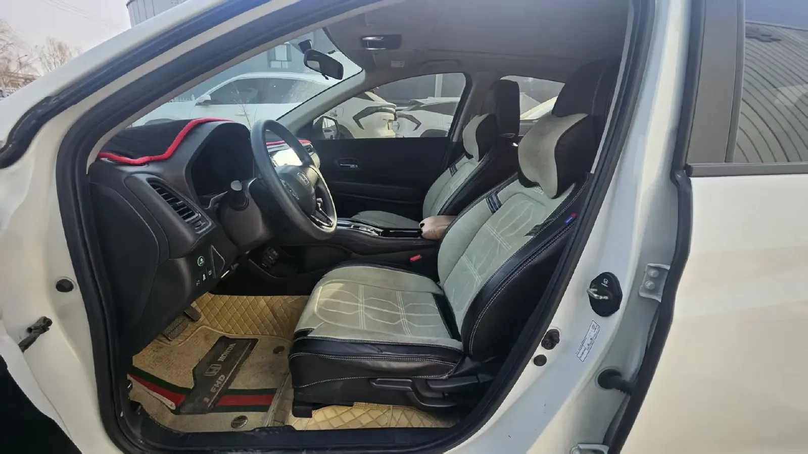 2022 Honda Vezel 1.5L 131HP L4 CVT,autocango,china used car exporter,china ev exporter,chinese used car exporter,chinese used ev exporter