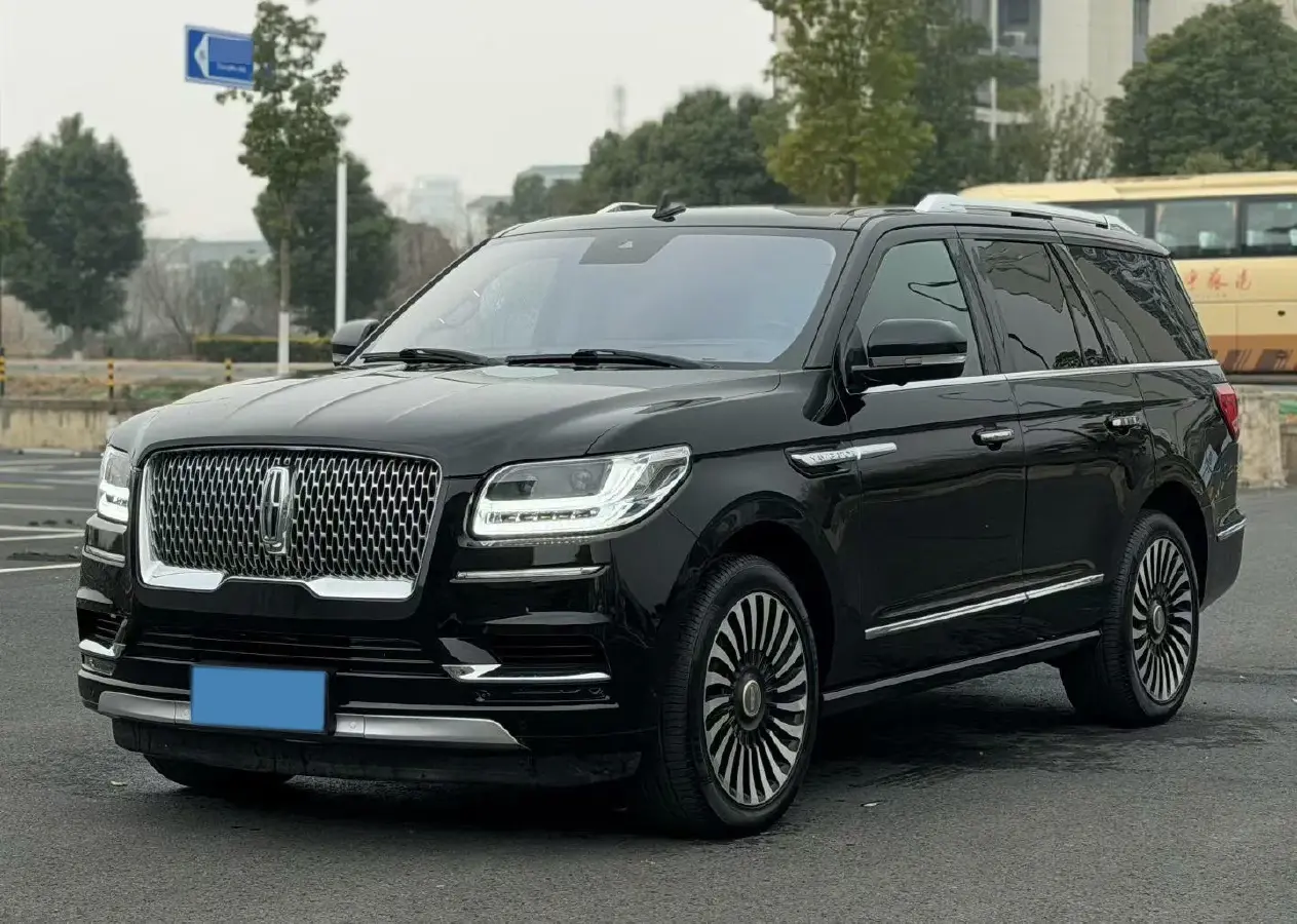 2018 Lincoln Navigator 3.5T 415HP V6 10AT