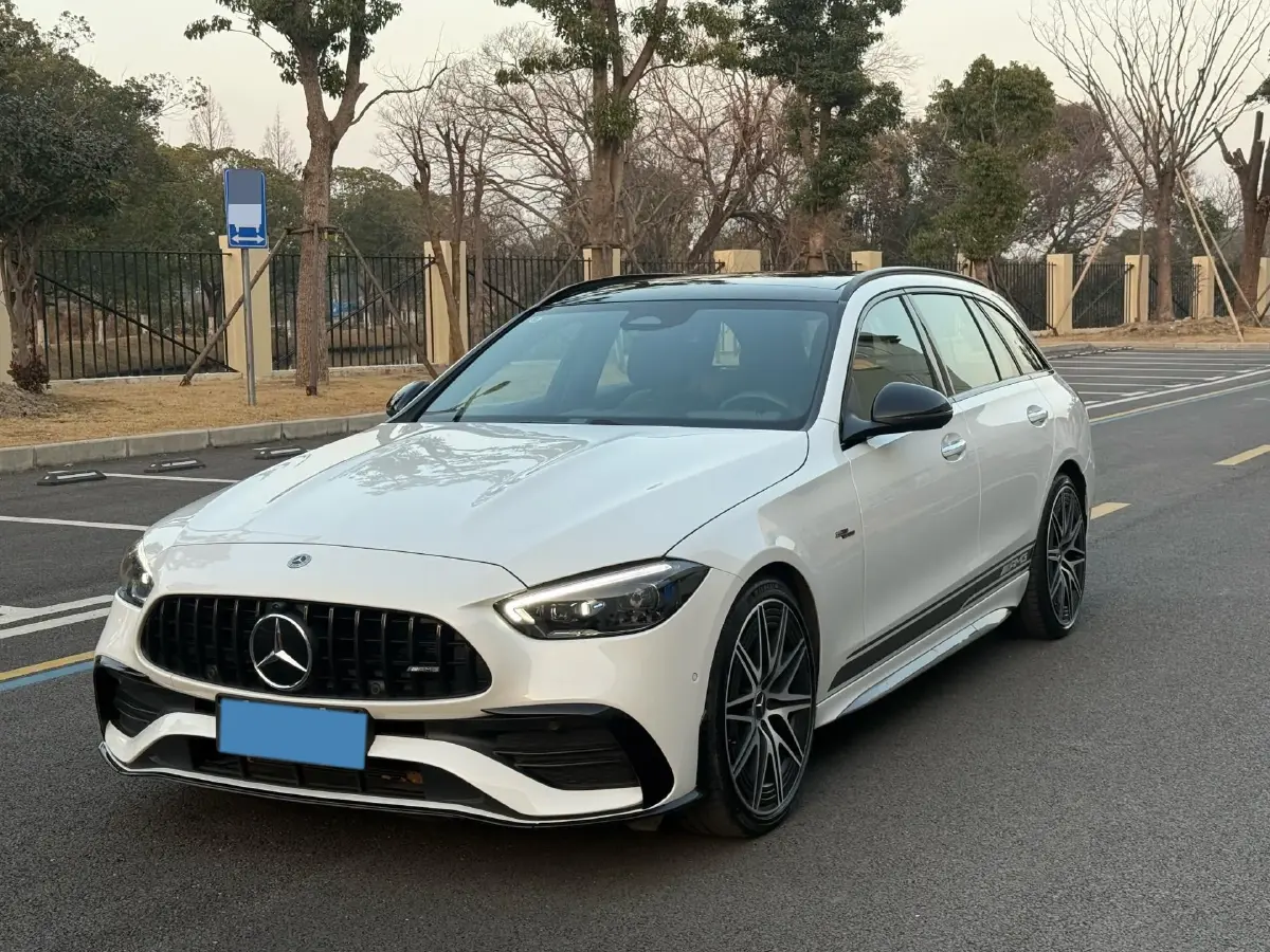 2023 Mercedes-Benz C AMG 2.0T 408HP L4 9AT