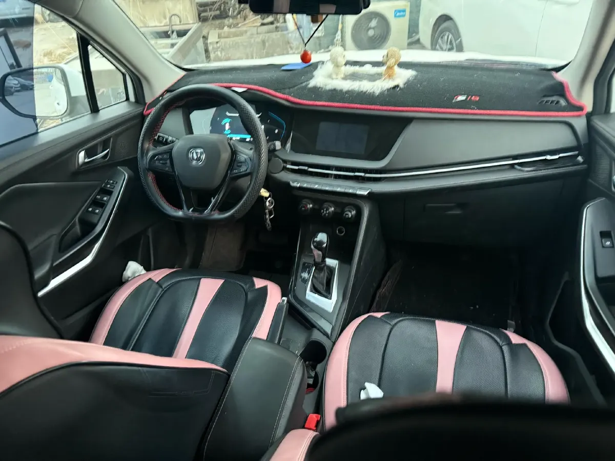 2021 ChangAn CS15 1.5L 107HP L4 5DCT,autocango,china used car exporter,china ev exporter,chinese used car exporter,chinese used ev exporter