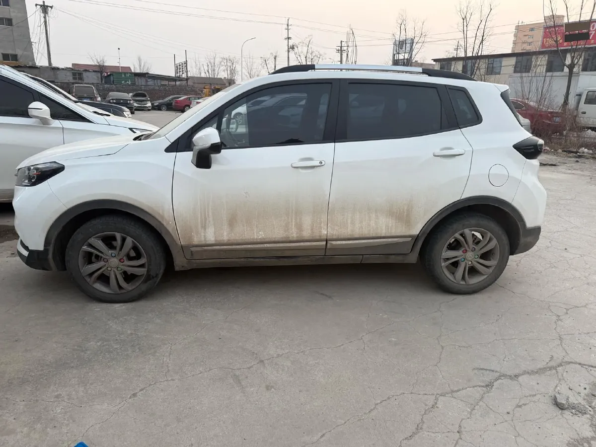 2021 ChangAn CS15 1.5L 107HP L4 5DCT,autocango,china used car exporter,china ev exporter,chinese used car exporter,chinese used ev exporter