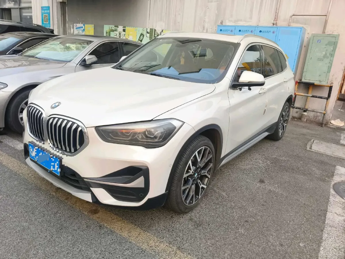 2020 BMW X1 2.0T 192HP L4 8AT,autocango,china used car exporter,china ev exporter,chinese used car exporter,chinese used ev exporter