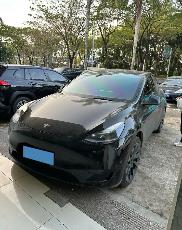 2022 Tesla Model Y BEV 60KWH