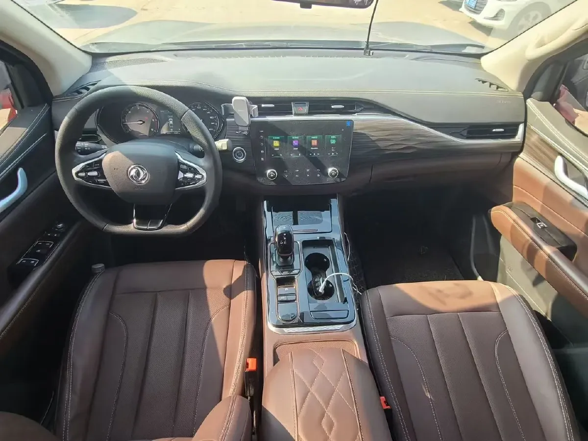 2022 Dongfeng RuiQi 7 2.3T 166HP L4 8AT,autocango,china used car exporter,china ev exporter,chinese used car exporter,chinese used ev exporter