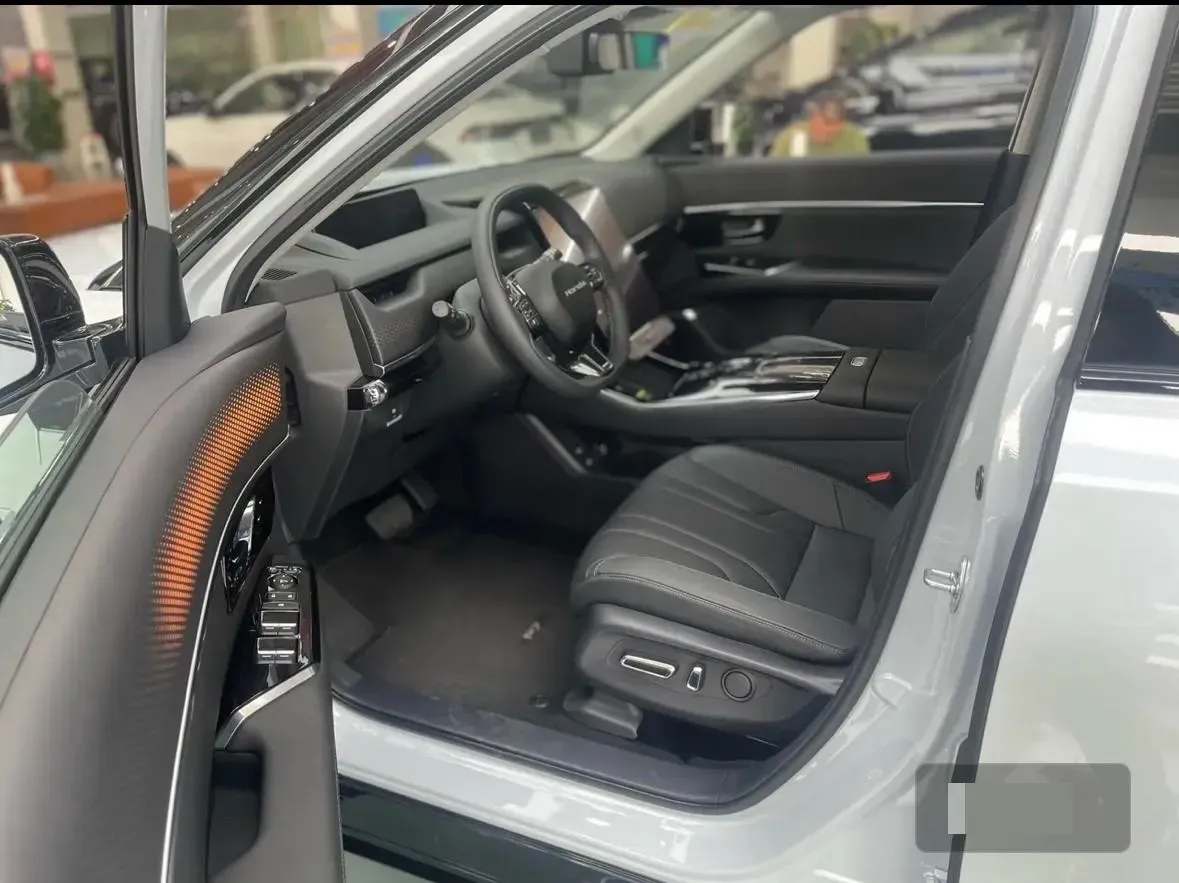 2025 Honda P7 BEV,autocango,china used car exporter,china ev exporter,chinese used car exporter,chinese used ev exporter