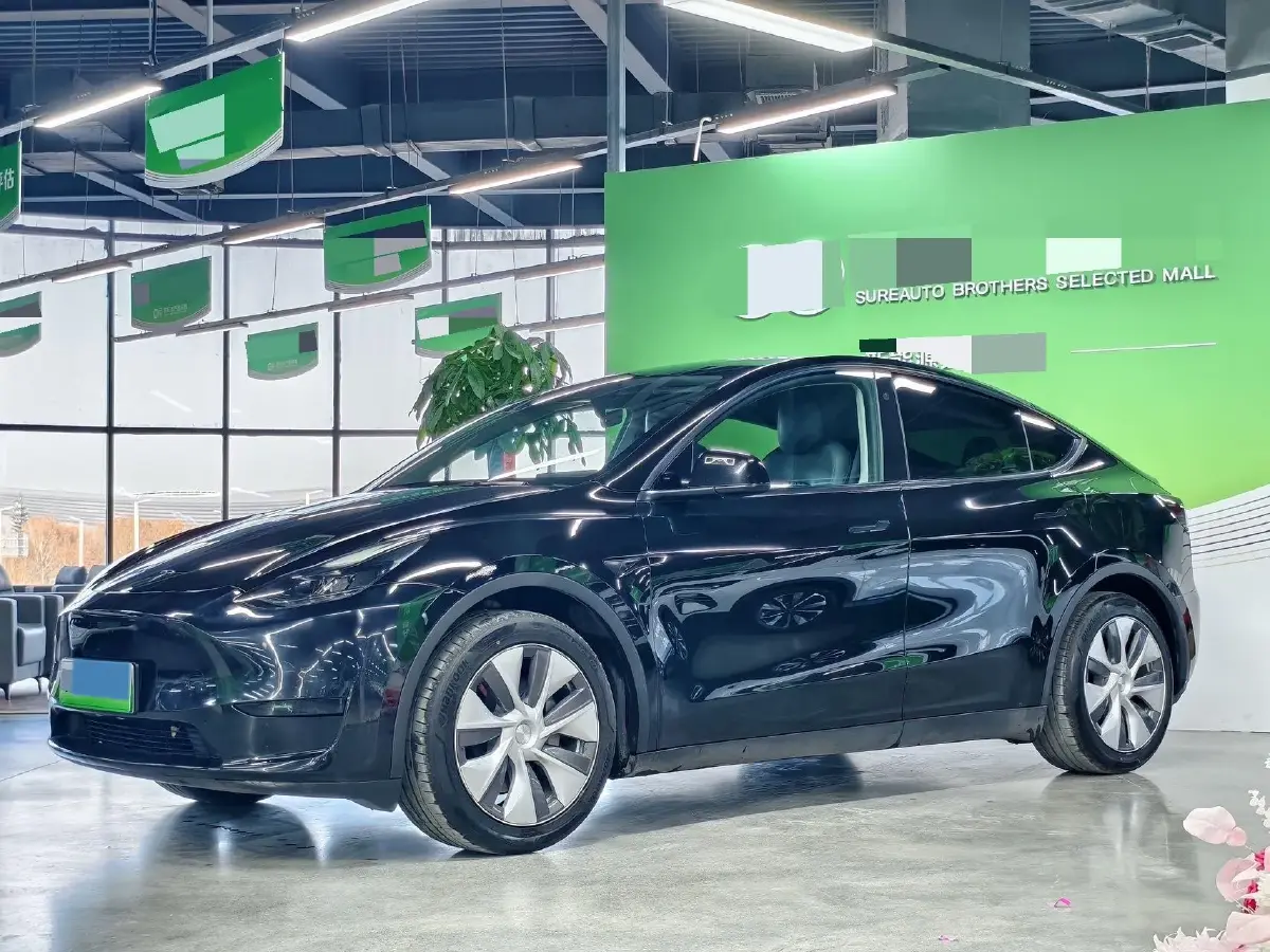 2022 Tesla Model Y BEV 60KWH