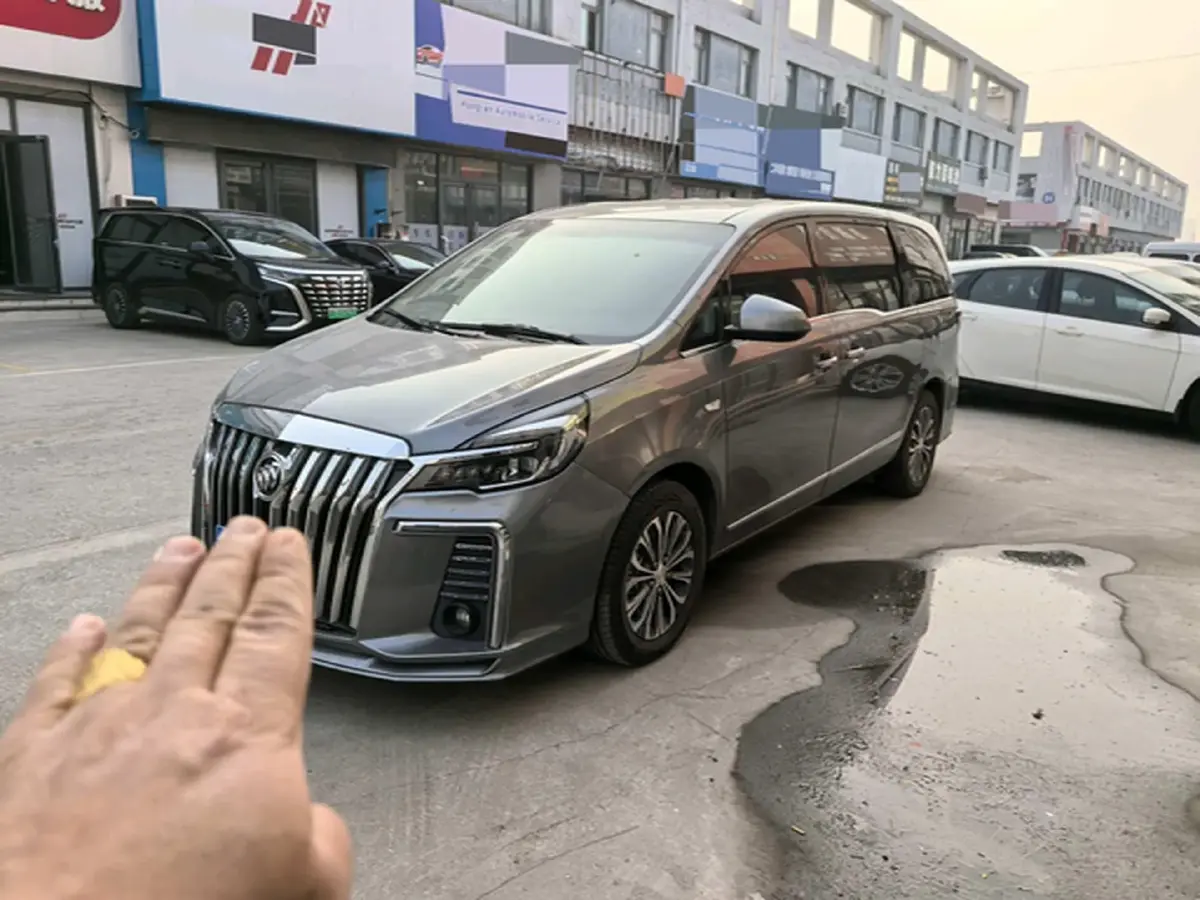 2022 Buick GL8 2.0T 237HP L4 9AT