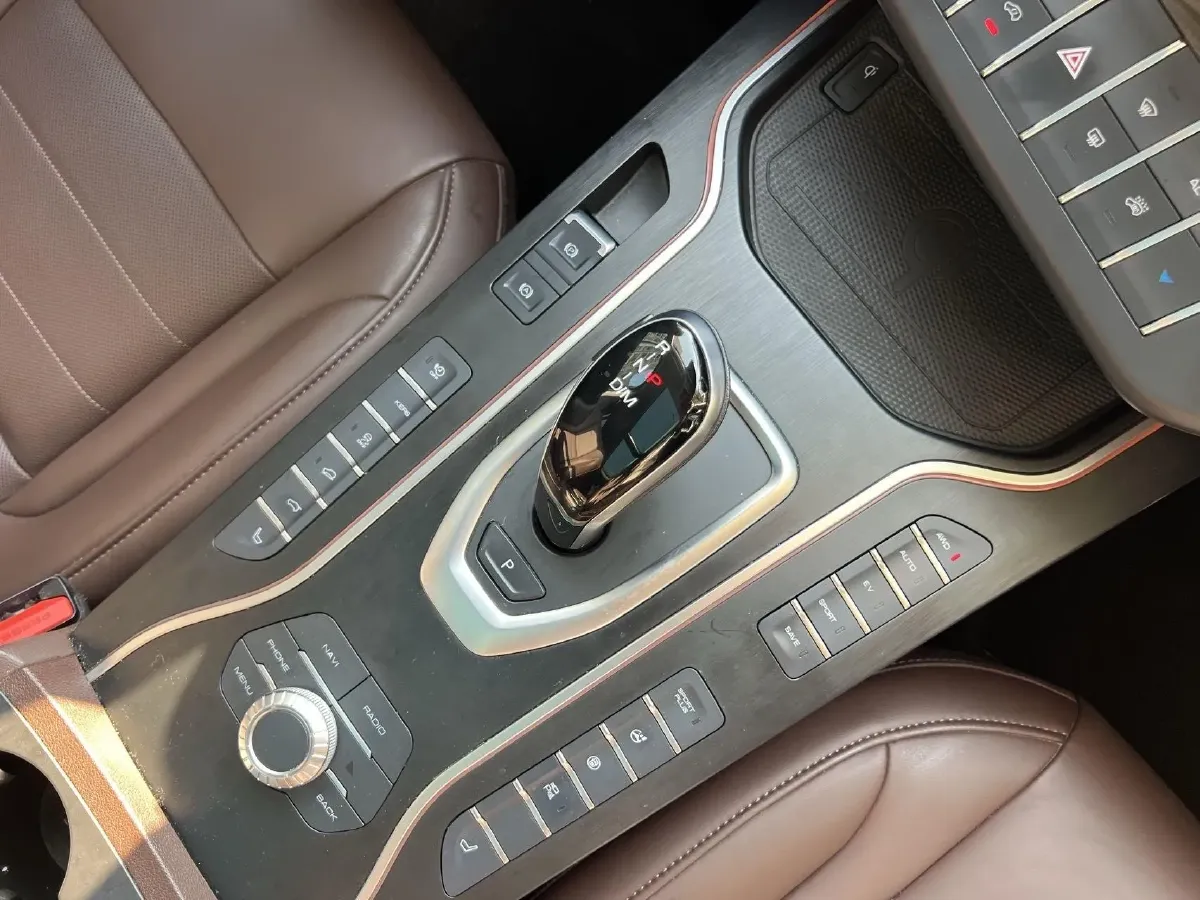 2020 WEY VV7 GT 2.0T 227HP L4 7DCT PHEV,autocango,china used car exporter,china ev exporter,chinese used car exporter,chinese used ev exporter