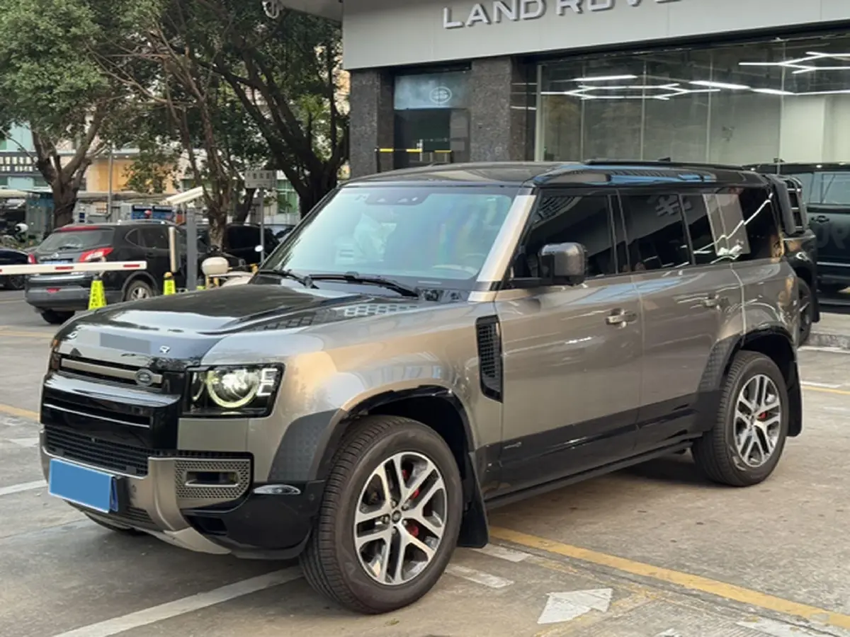 2020 Land Rover Defender 3.0T 400HP L6 8AT