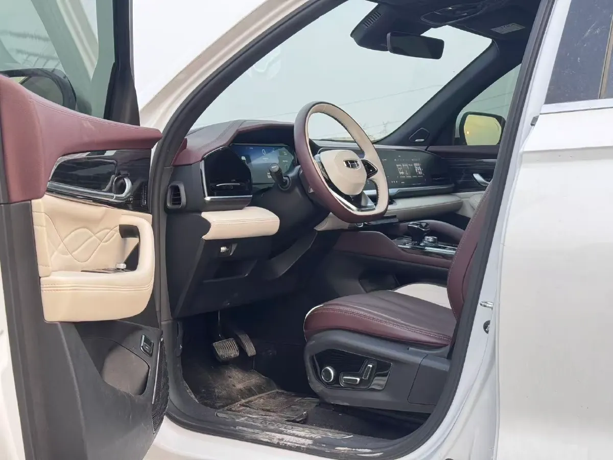 2021 Geely Monjaro 2.0T 218HP L4 7DCT,autocango,china used car exporter,china ev exporter,chinese used car exporter,chinese used ev exporter