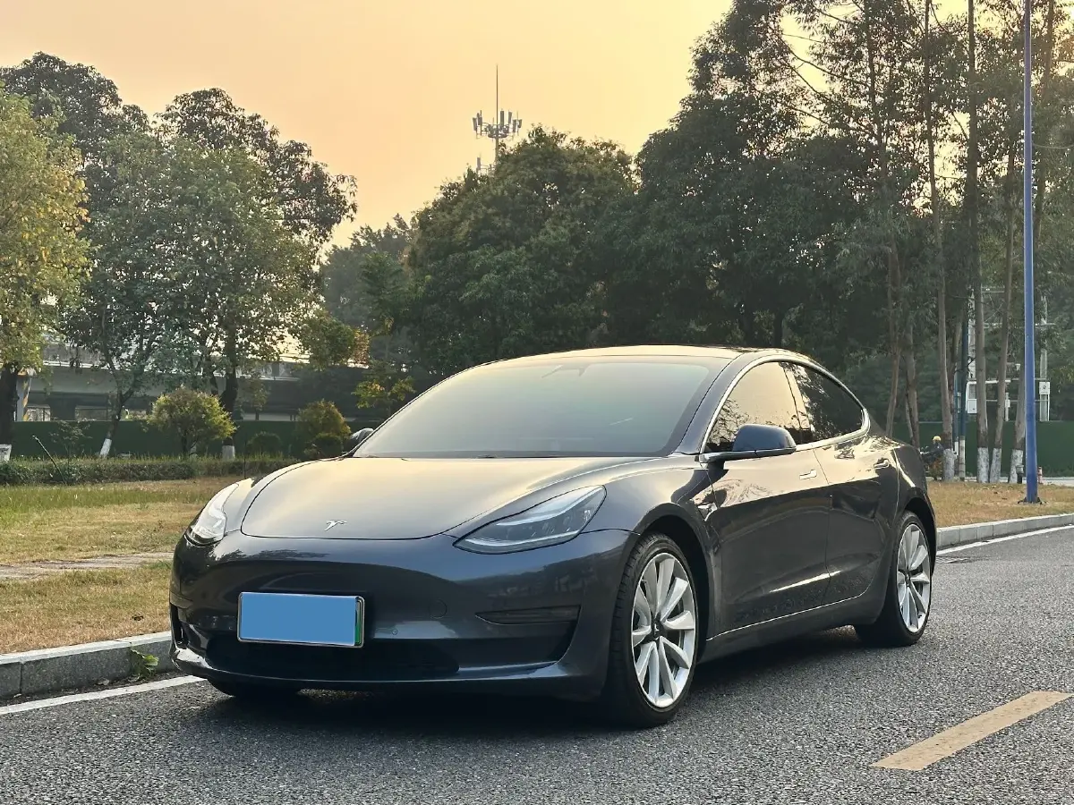 2019 Tesla Model 3 BEV 60KWH
