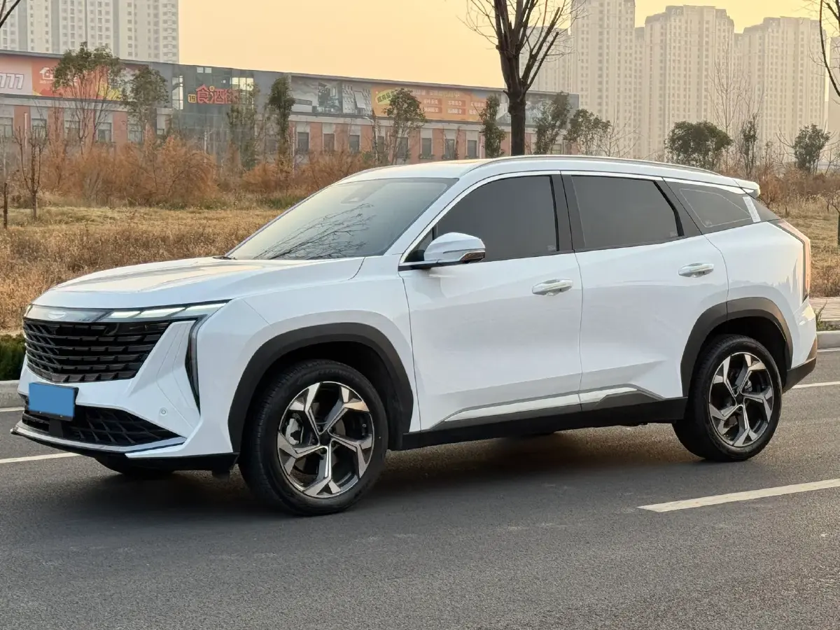 2024 Geely StarRay 1.5T 181HP L4 7DCT