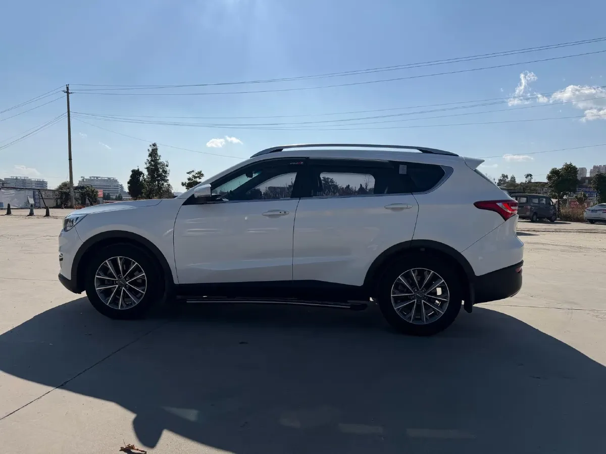 2018 SWM X7 1.5T 156HP L4 6AT,autocango,china used car exporter,china ev exporter,chinese used car exporter,chinese used ev exporter