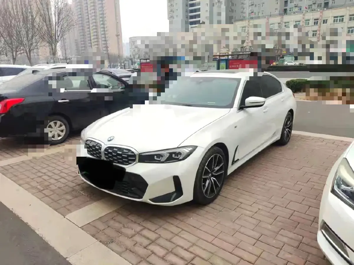 2025 BMW 3 Series 2.0T 184HP L4 8AT